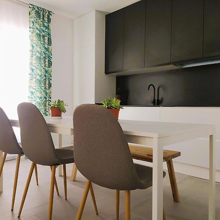 Apartamentos Munoz Fornell 2 チクラナ・デ・ラ・フロンテーラ エクステリア 写真