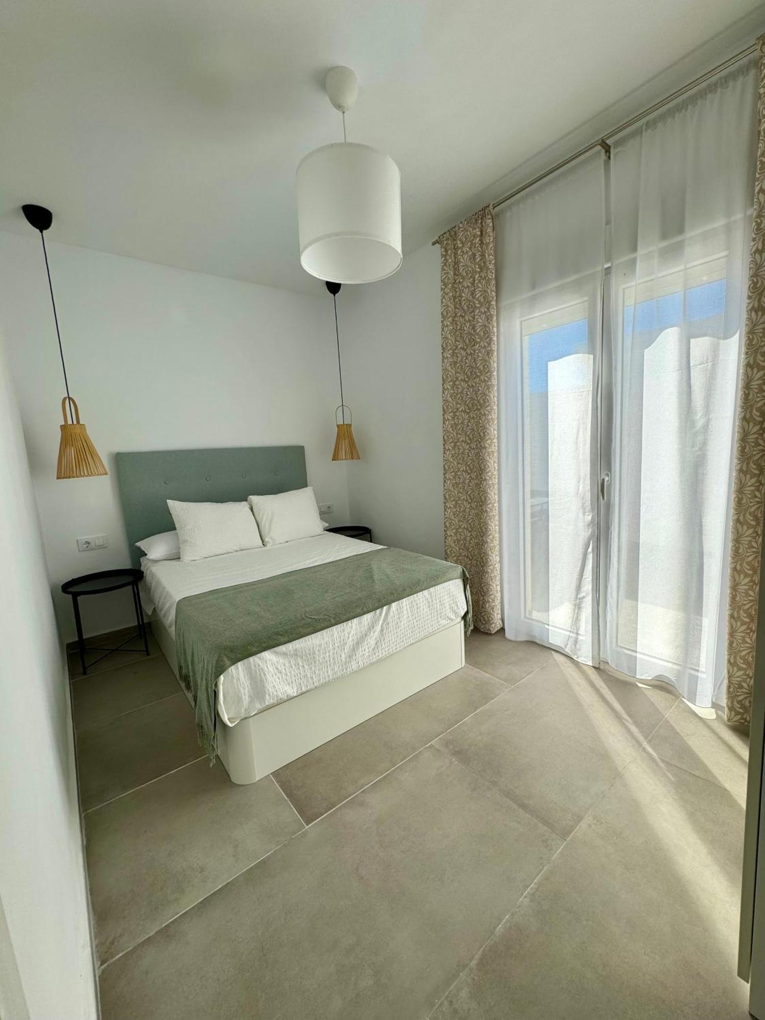 Apartamentos Munoz Fornell 2 チクラナ・デ・ラ・フロンテーラ エクステリア 写真